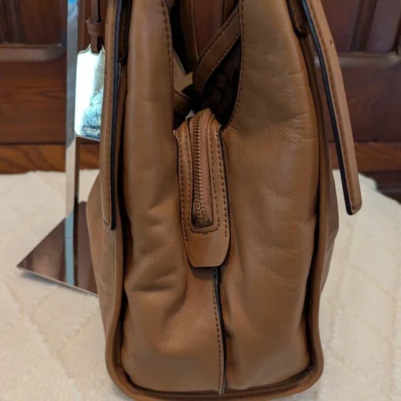 Coach #32221 Madison Carlye Tan Smooth Leather Shoulder Purse Bag - Picture 6 of 16